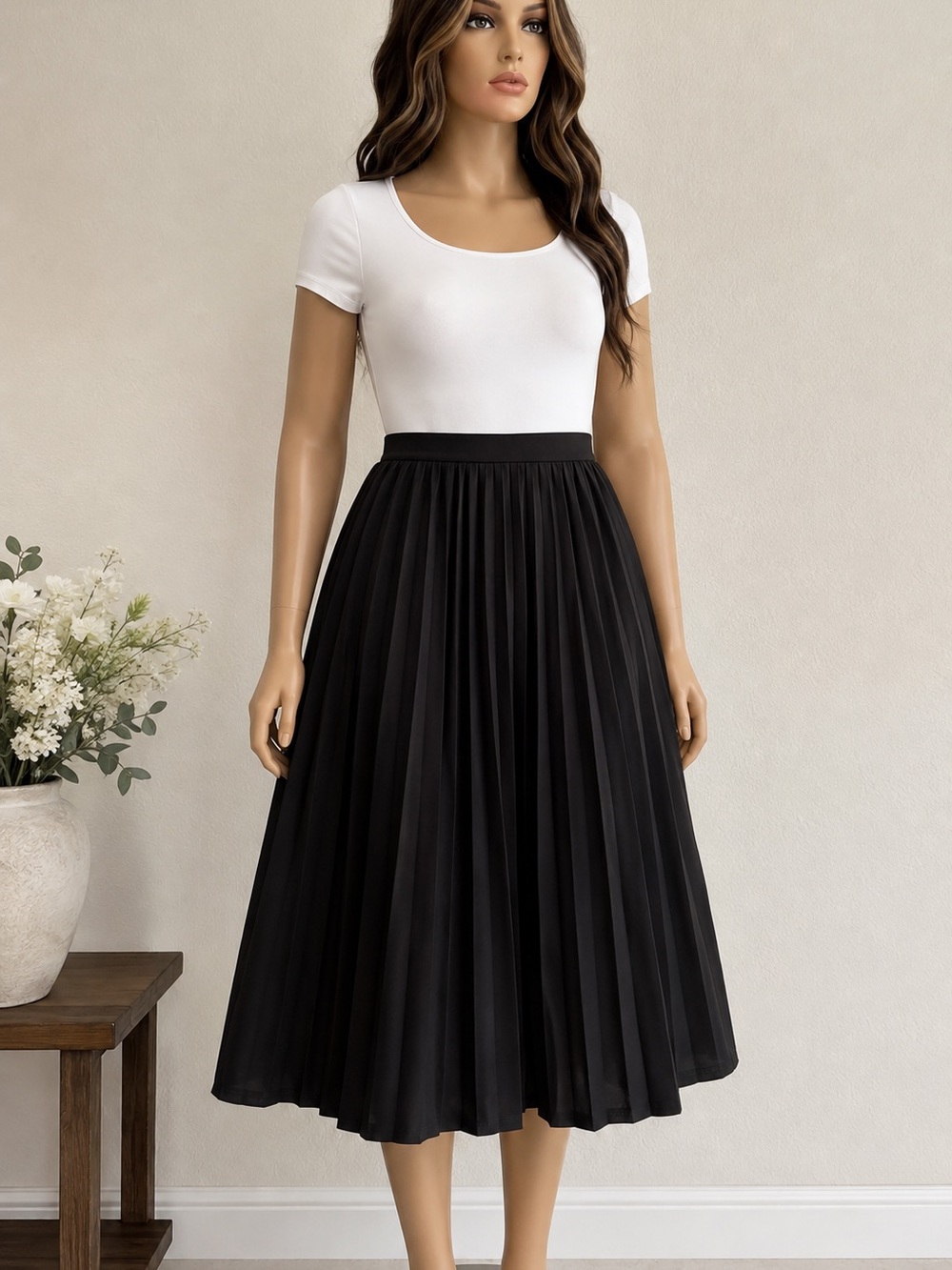 J.L Black Pleated Midi Skirt XS